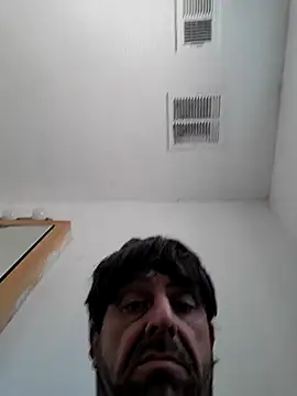 Snapshot of mike31087vvvsb chatting on 09.23.25 mike31087vvvsb online show from 09.23.25