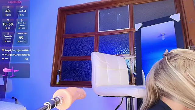 Snapshot of luciana_hunters chatting on 05.24.26 luciana hunters online show from 05.24.26