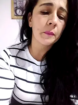 Alanna 11 online show from 10.23.25