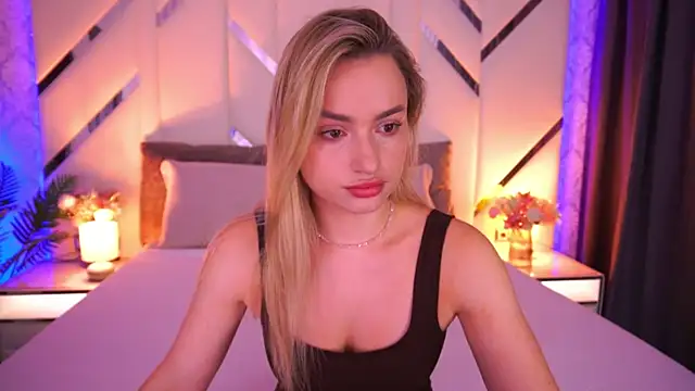 LindsieGreyy online show from 07.02.26