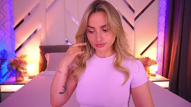 LindsieGreyy online show from 07.04.26