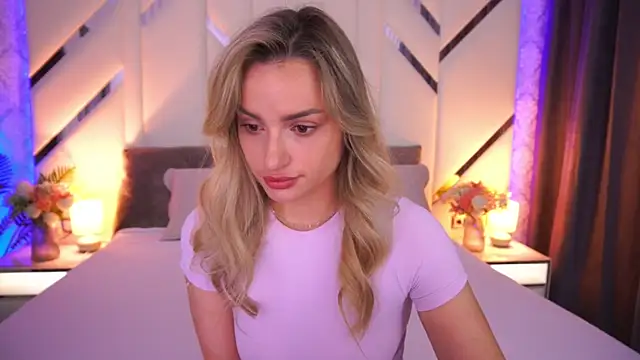 LindsieGreyy online show from 07.16.26