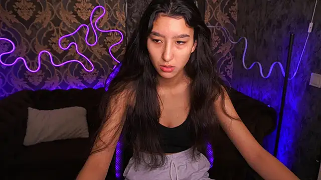 CharmMocco online show from 02.11.25