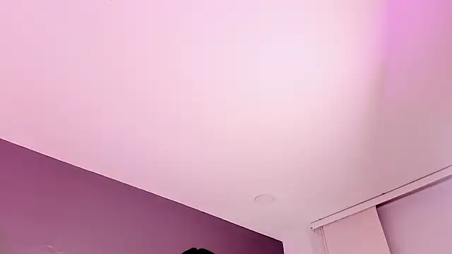 Mia cm online show from 02.18.26