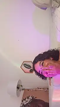 Dhalila  online show from 10.12.25