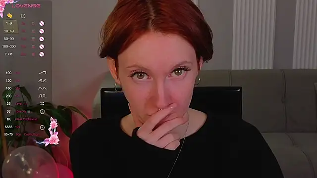 Snapshot of JoYung chatting on 09.12.25 JoYung online show from 09.12.25