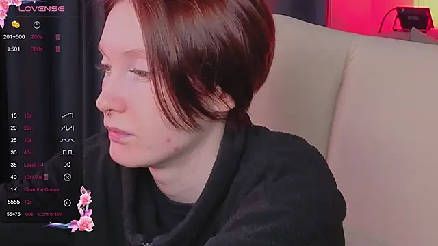 Snapshot of JoYung chatting on 09.27.25 JoYung online show from 09.27.25