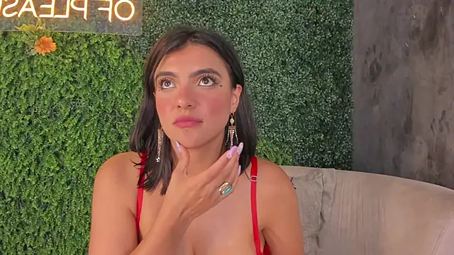 emmiily z online show from 02.26.25