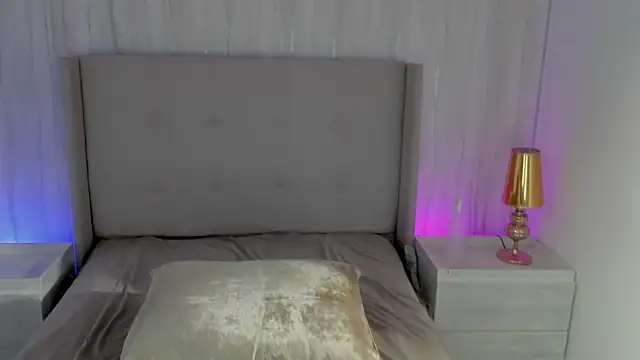 emmiily z online show from 11.28.25