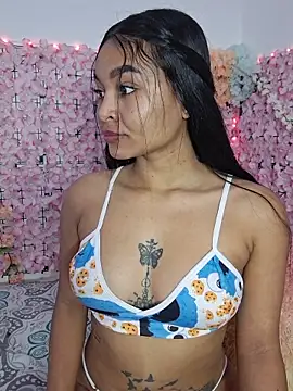 Lynda Bonnie online show from 02.03.26