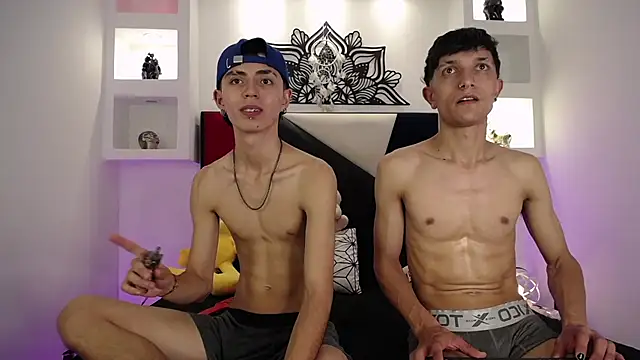 MaikyCooper online show from 02.26.25