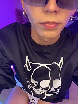 MaikyCooper online show from 10.30.25