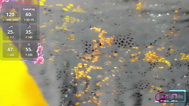 Snapshot of emelly_horny_ chatting on 02.25.25 emelly horny online show from 02.25.25