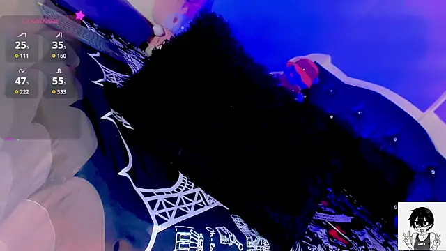 Snapshot of emelly_horny_ chatting on 09.18.25 emelly horny online show from 09.18.25