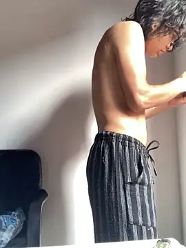 shadowsofgarden online show from 02.15.25