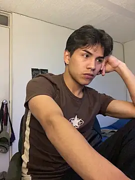 shadowsofgarden online show from 04.05.26