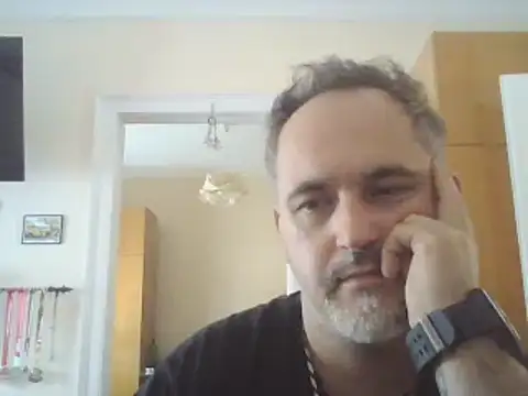 Snapshot of Szolga10 chatting on 09.13.25 Szolga10 online show from 09.13.25