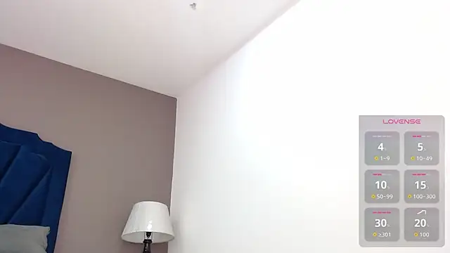 KatiaFosterr online show from 10.30.25