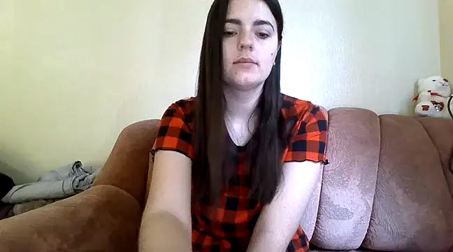 Snapshot of DominikaLoveu chatting on 02.18.25 DominikaLoveu online show from 02.18.25