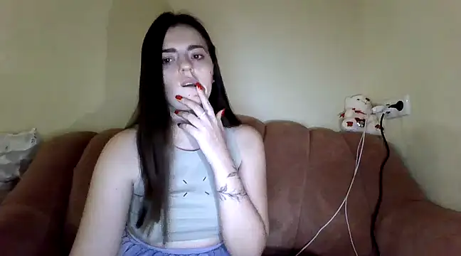 Snapshot of DominikaLoveu chatting on 02.18.25 DominikaLoveu online show from 02.18.25