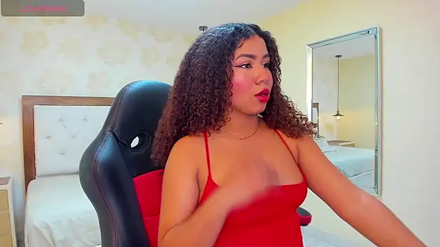 MELINAMARTINS online show from 02.14.25