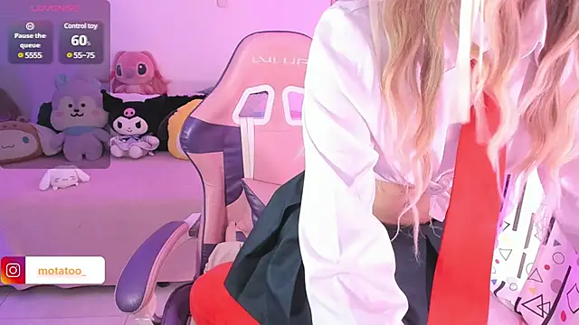 Snapshot of sussanx chatting on 02.10.25 sussanx online show from 02.10.25