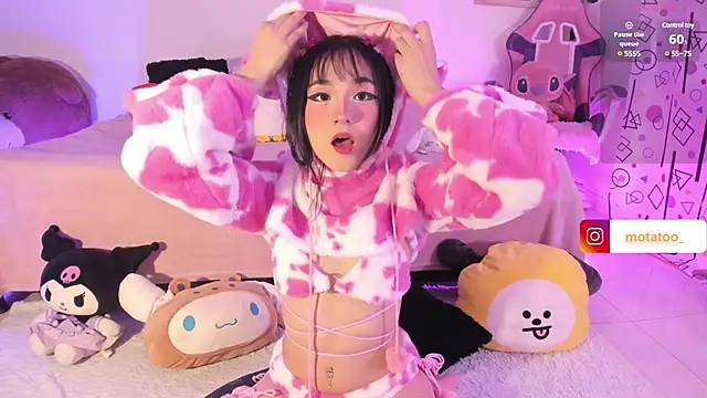 Snapshot of sussanx chatting on 03.11.25 sussanx online show from 03.11.25