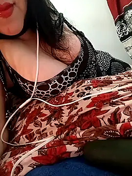 Snapshot of Malak-26 chatting on 11.03.25 Malak-26 online show from 11.03.25