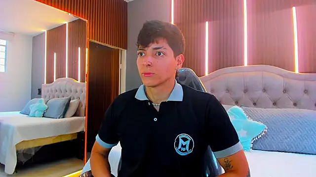  JacobMiller   online show from 09.27.25