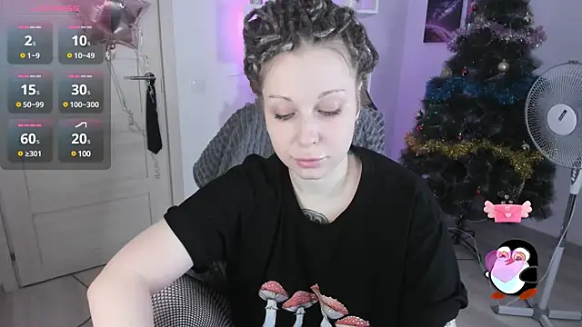 HoneySallyMoore online show from 01.04.25