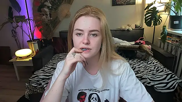 Alexa Pirs online show from 03.06.26