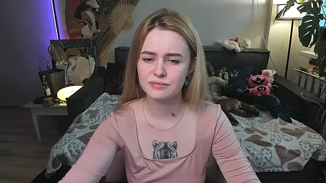 Alexa Pirs online show from 04.29.26