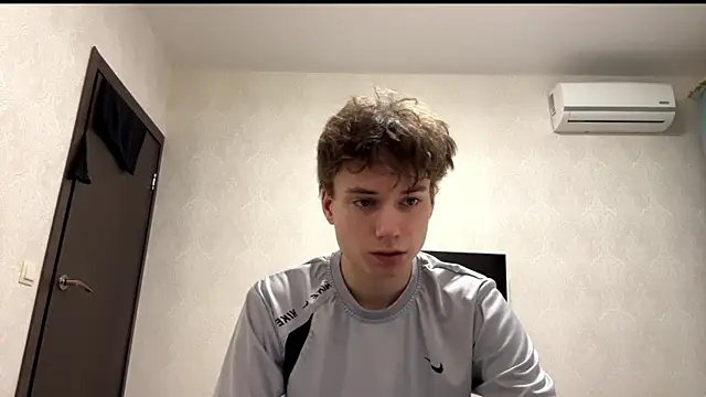 aronrodrigos online show from 02.12.25