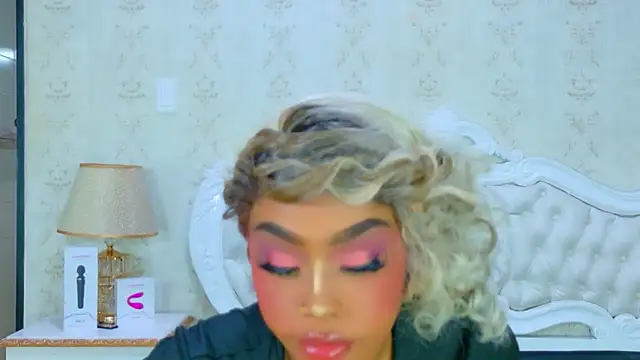 TianahGlow online show from 02.14.26