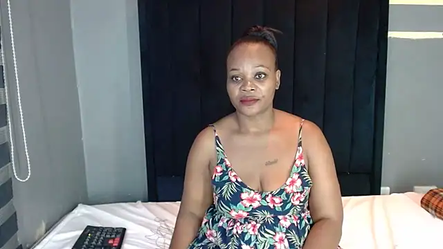 BigbootyliciousXXX online show from 11.21.25