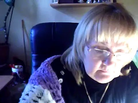 Snapshot of Violet5364 chatting on 02.13.25 Violet5364 online show from 02.13.25