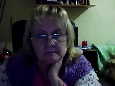 Snapshot of Violet5364 chatting on 02.15.25 Violet5364 online show from 02.15.25