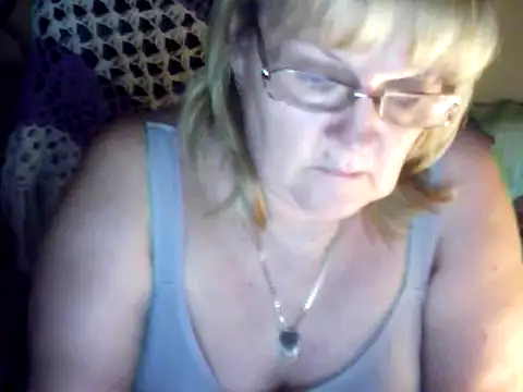 Snapshot of Violet5364 chatting on 03.13.25 Violet5364 online show from 03.13.25