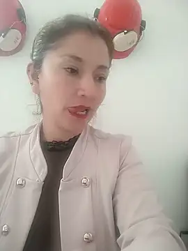 Snapshot of Cielo_carpentier69 chatting on 05.21.26 Cielo carpentier69 online show from 05.21.26