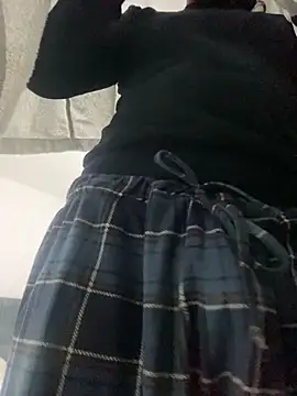 Snapshot of Fuckboy2535 chatting on 02.14.25 Fuckboy2535 online show from 02.14.25