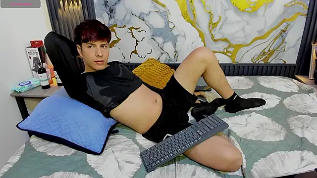 Estiv18  online show from 02.19.26