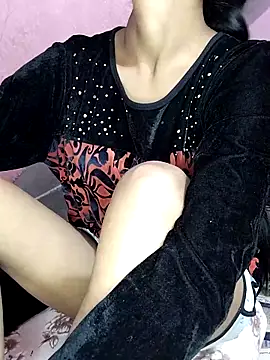 Queen myra1 online show from 02.14.25