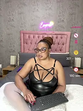 VixenRoyaleX online show from 07.02.26