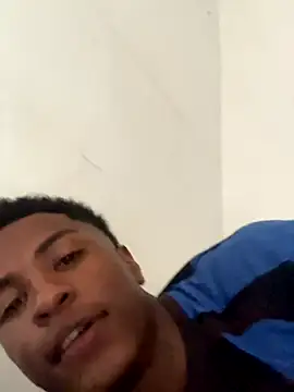 Snapshot of Bichorro chatting on 09.30.25 Bichorro online show from 09.30.25