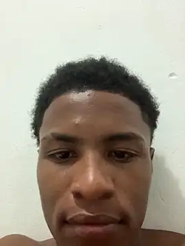 Snapshot of Bichorro chatting on 10.04.25 Bichorro online show from 10.04.25