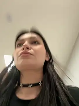 lunalovelee online show from 03.05.26