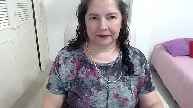 leonela 69 online show from 04.27.26