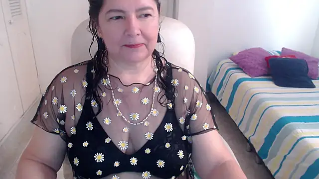 leonela 69 online show from 05.12.26