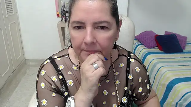 leonela 69 online show from 05.21.26