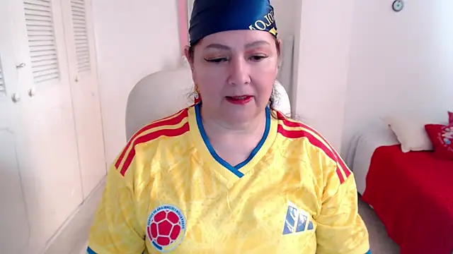 leonela 69 online show from 06.17.26
